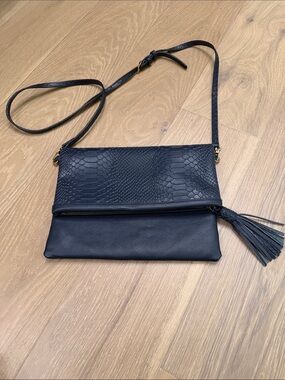 Gigi New York Rachel Navy Crossbody